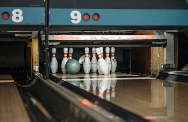 Bowling Image from Pexels by Pavel Danilyuk