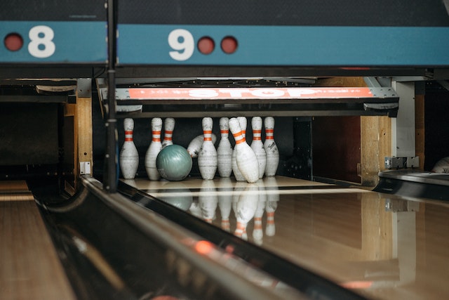 Bowling Image from Pexels by Pavel Danilyuk